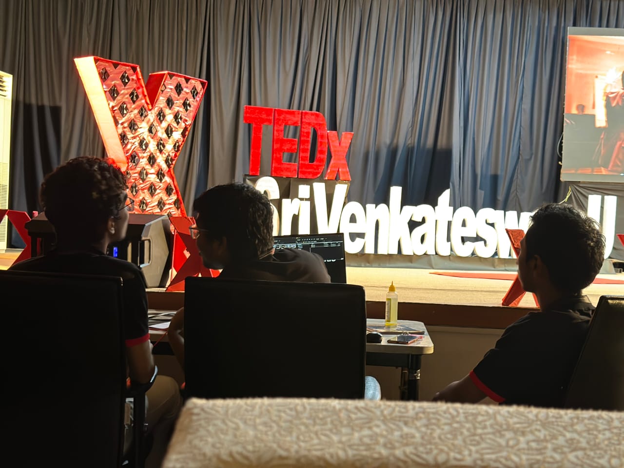 tedx-4.jpg